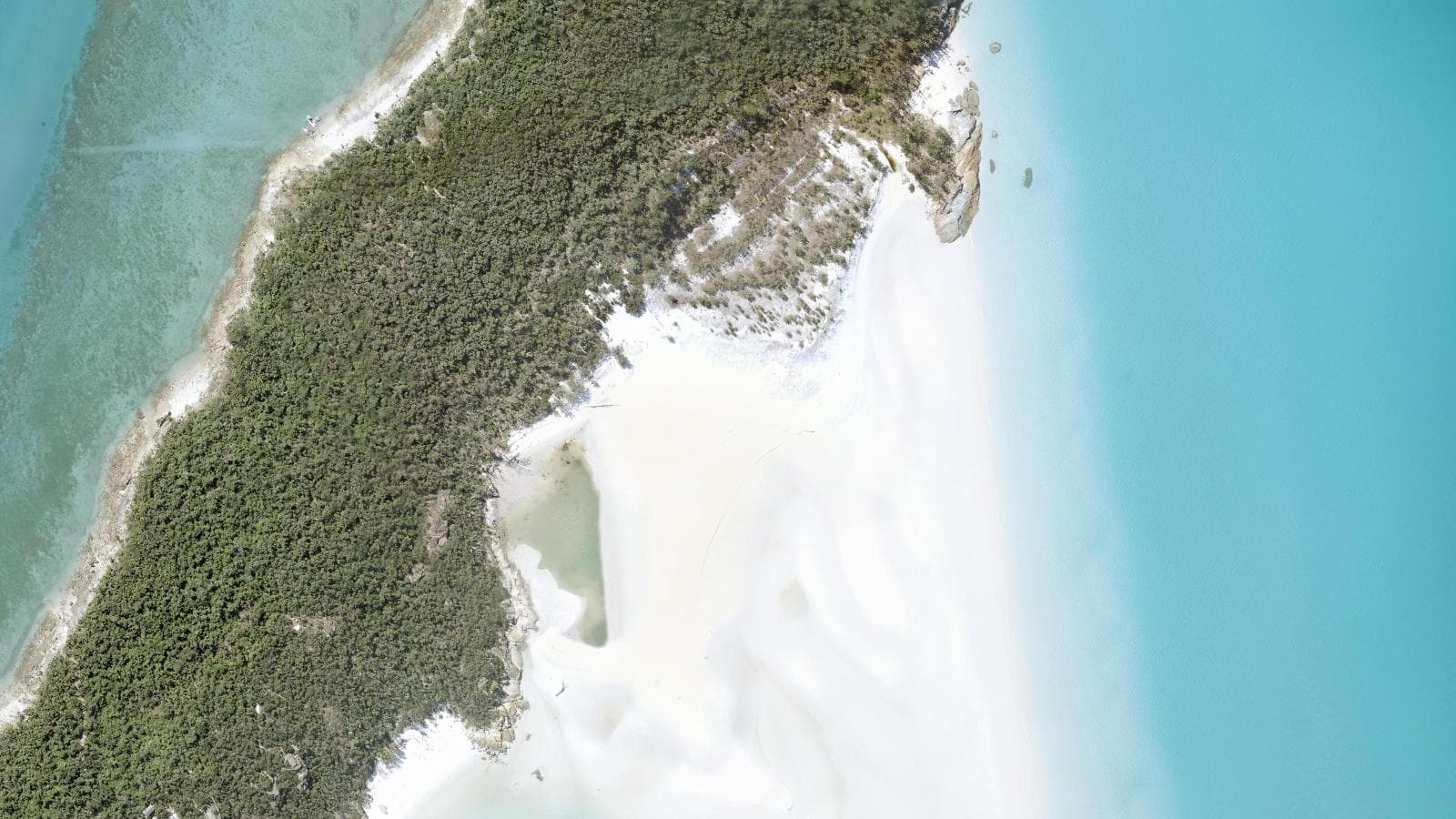 Bettys Beach, Mackay & Whitsundays