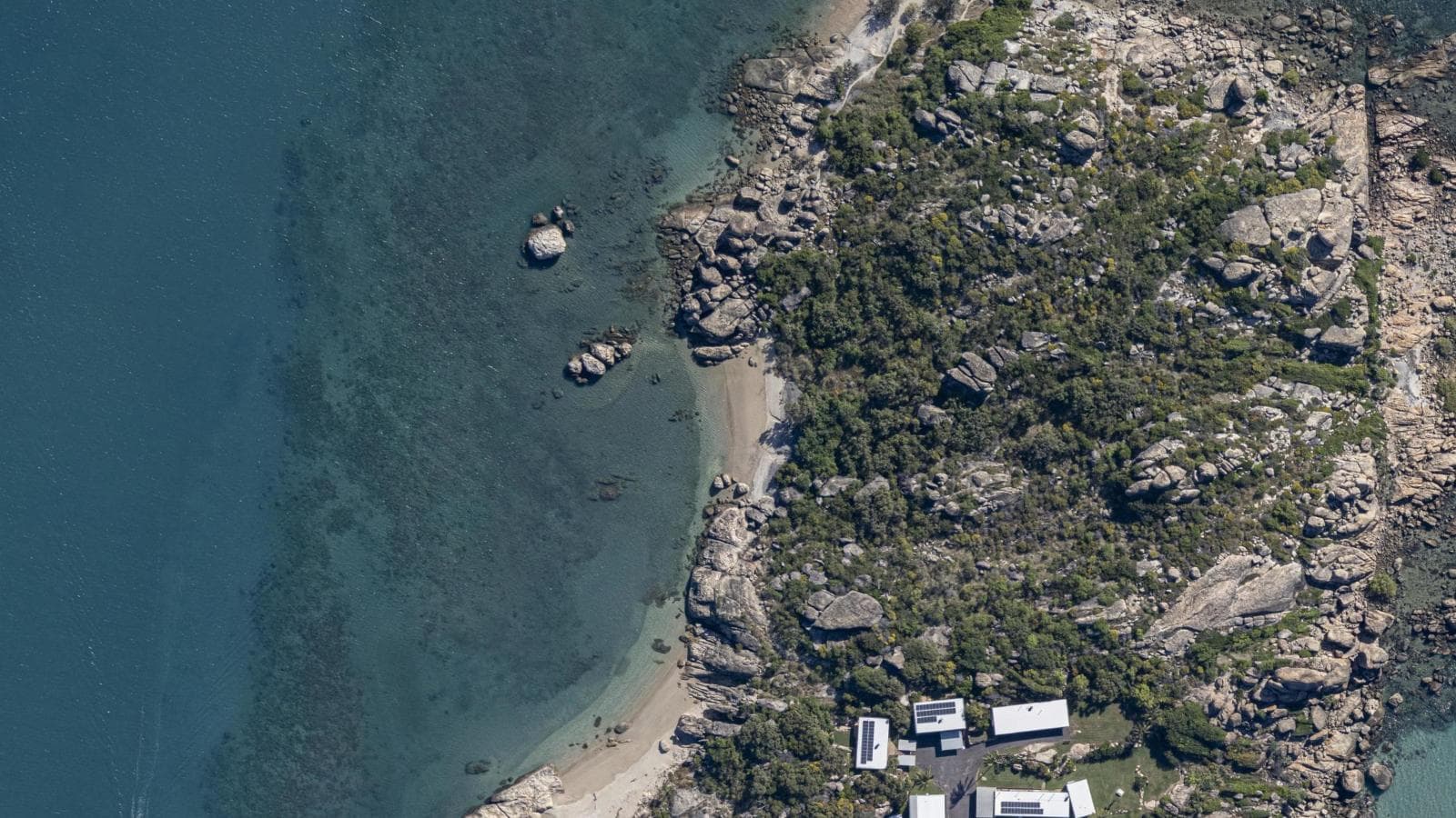 Coral Bay, Mackay & Whitsundays