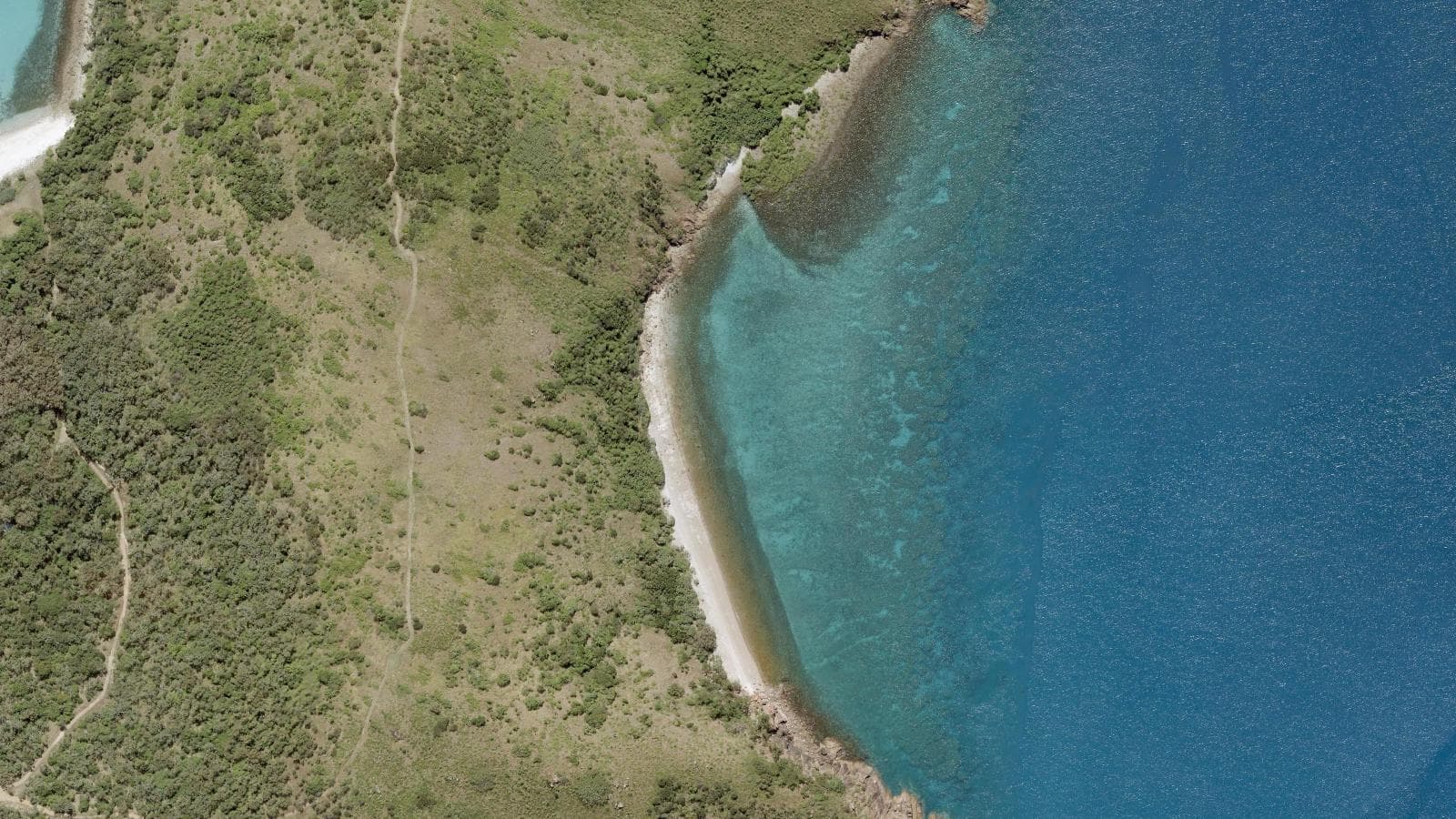 Langton Bay Beach, Mackay & Whitsundays