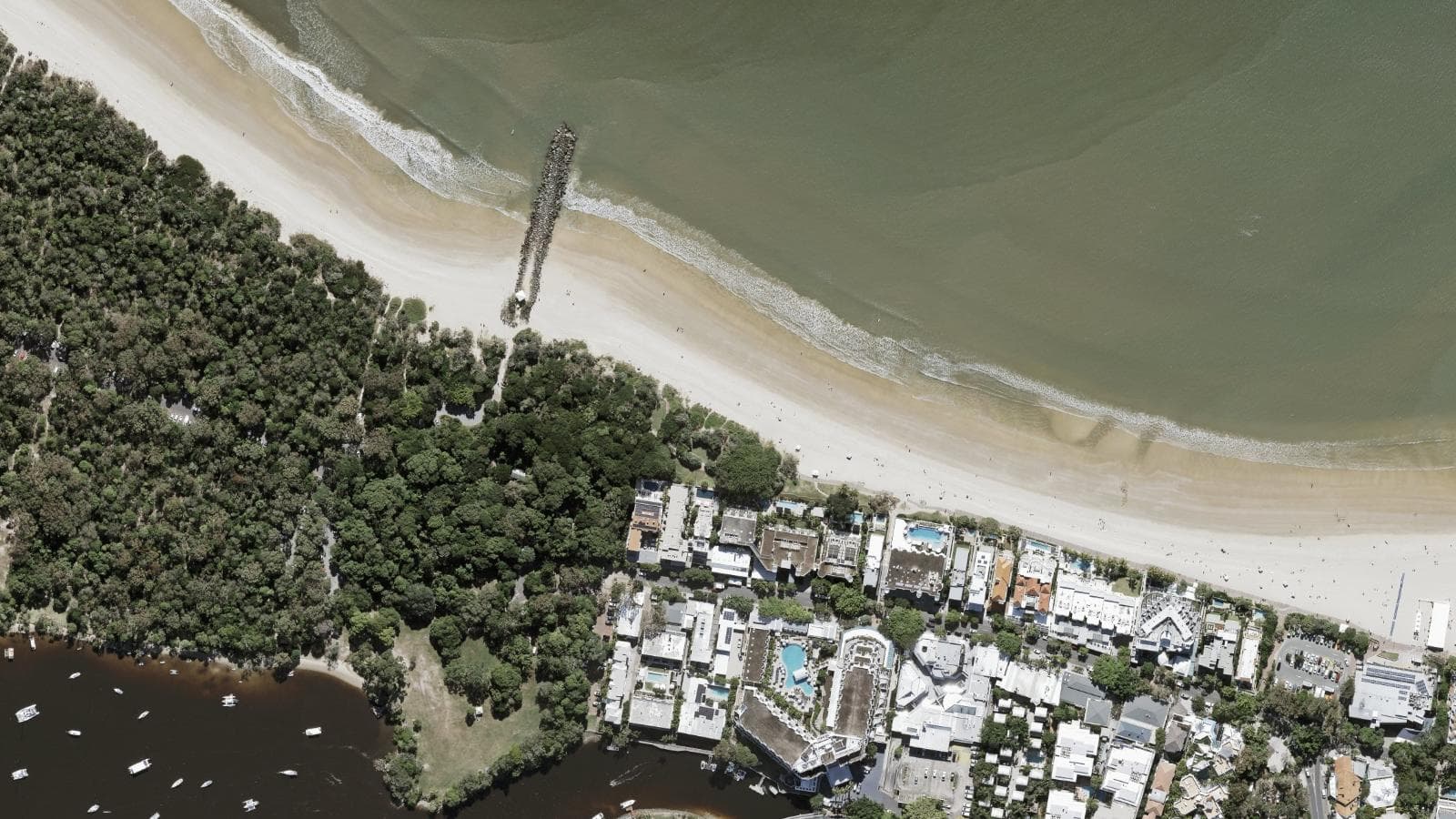 Maison la Plage Grove, Sunshine Coast