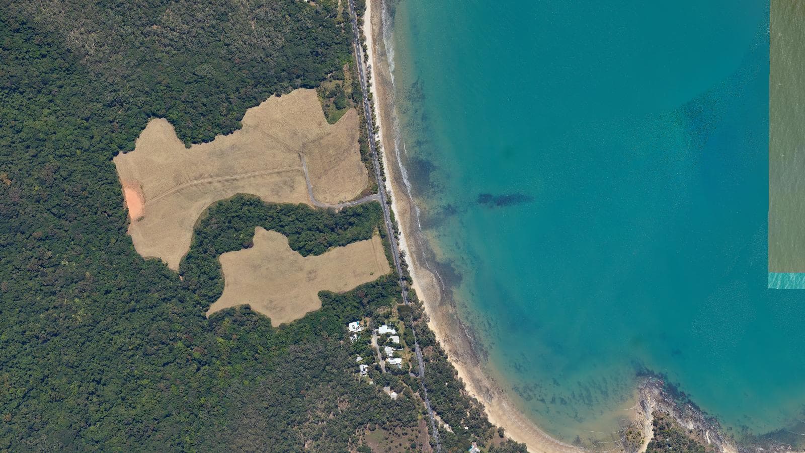 Pebbly Beach, Cairns & Tropical North