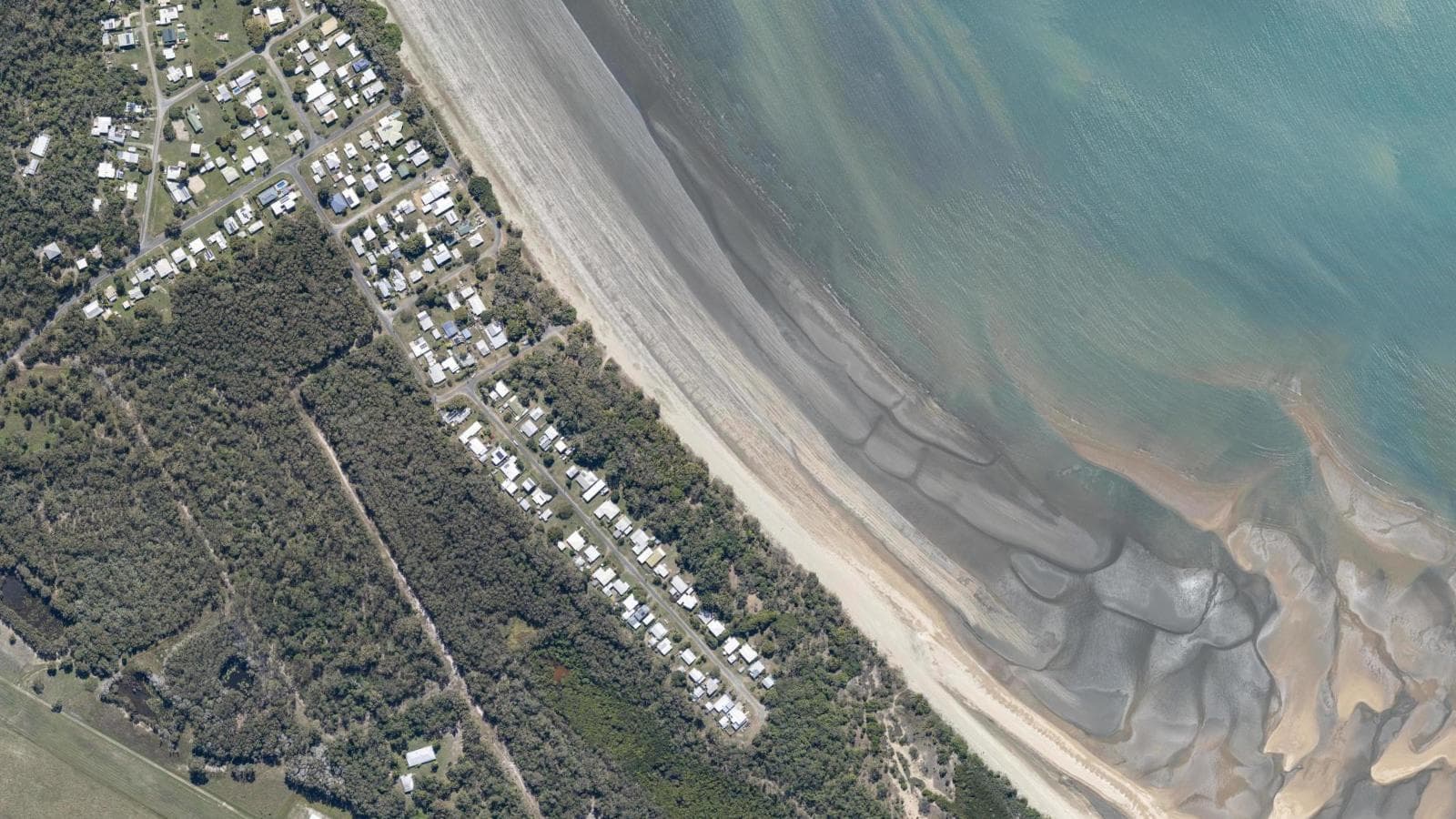 Smalleys Beach, Mackay & Whitsundays