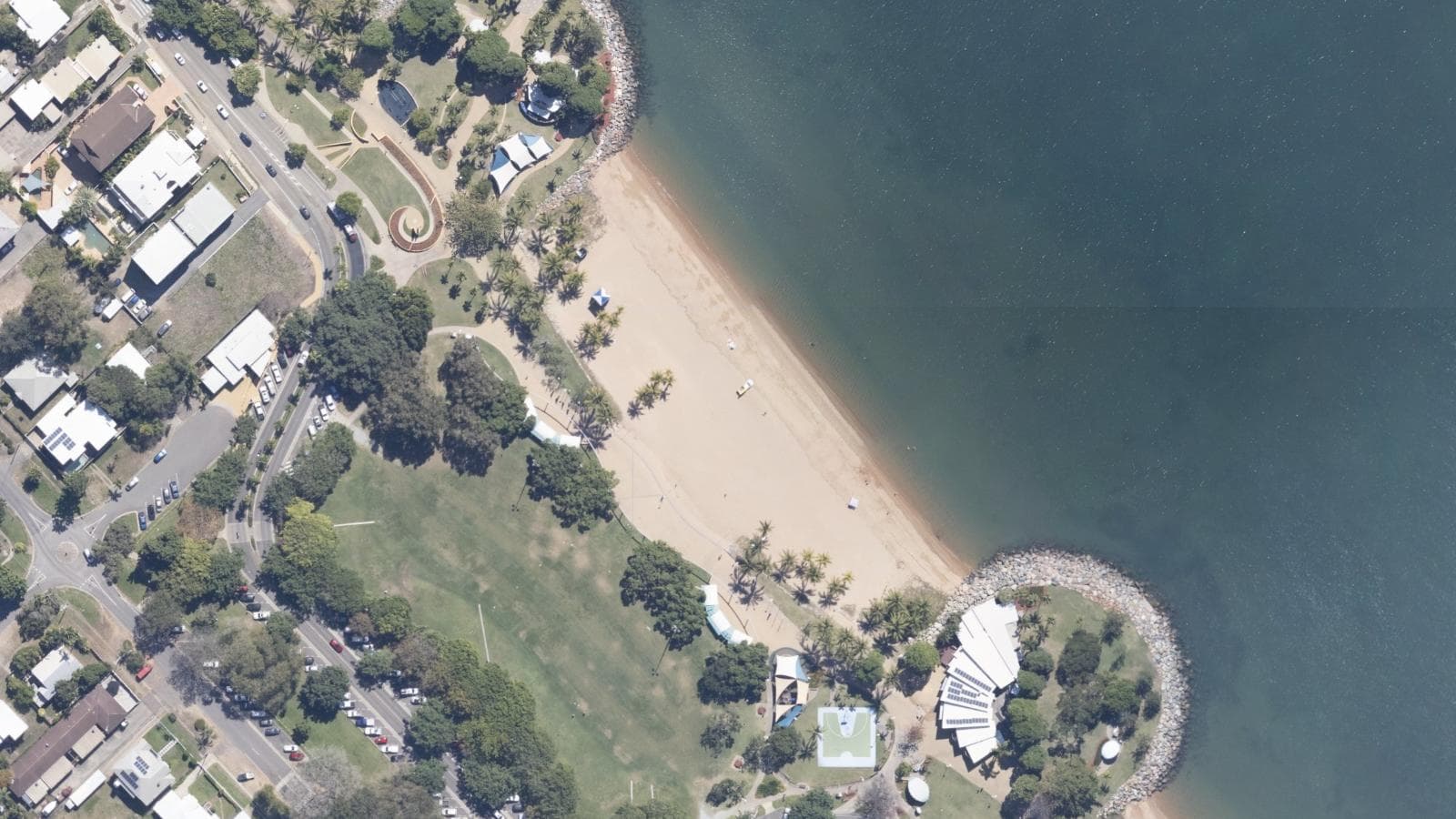 The Strand, Townsville & Magnetic Island