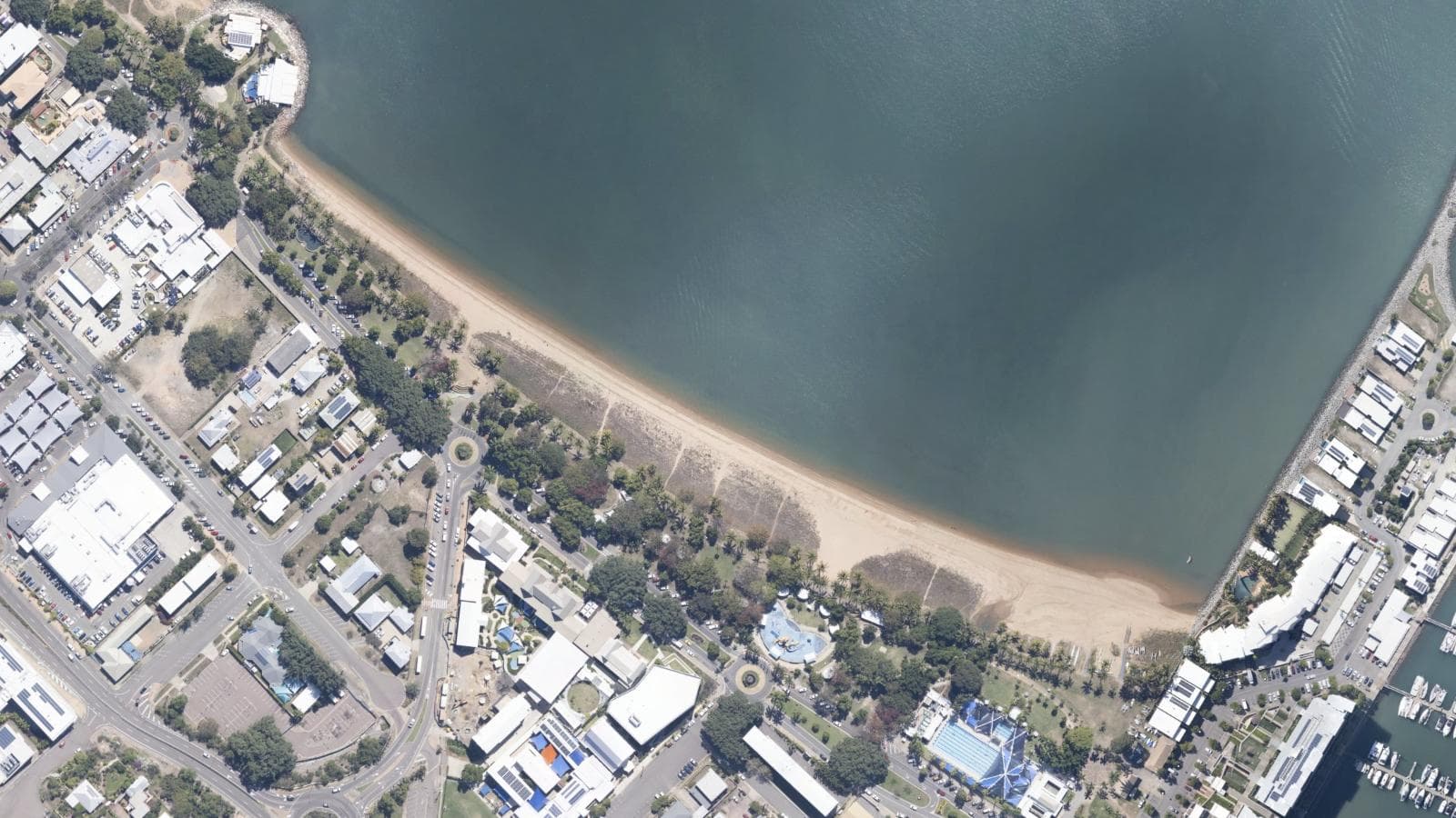 The Strand, Townsville & Magnetic Island