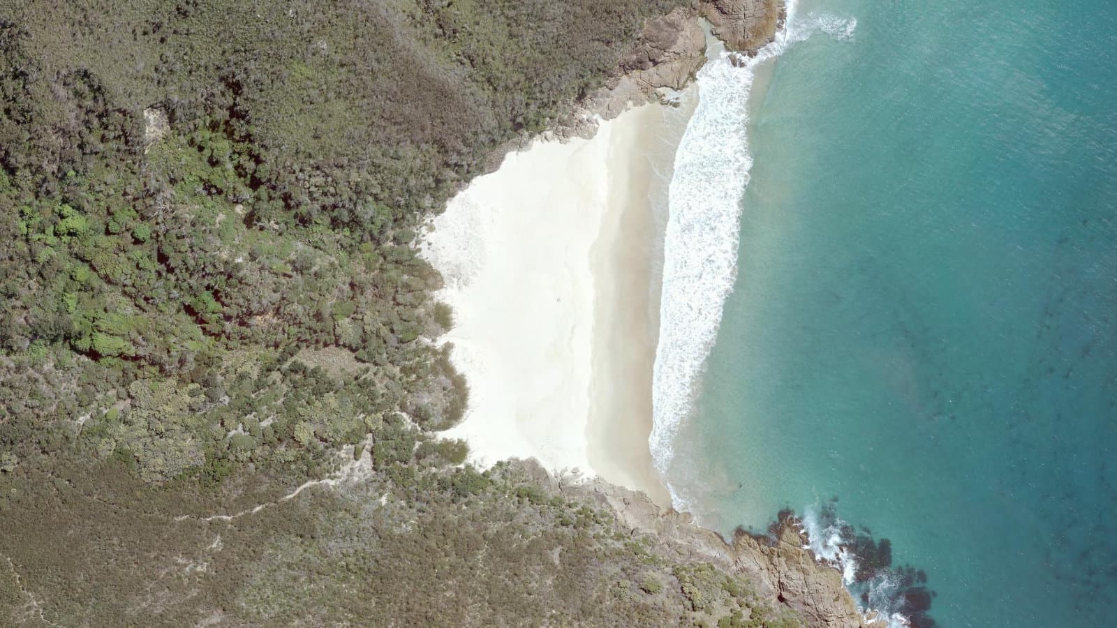 Wreck Beach, Hunter / Newcastle