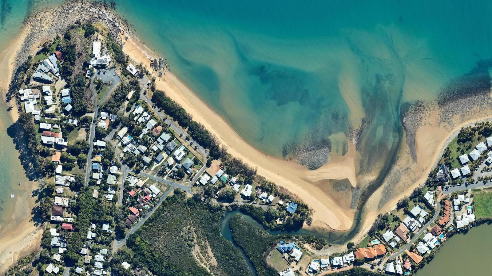 Eimeo Beach, Mackay & Whitsundays
