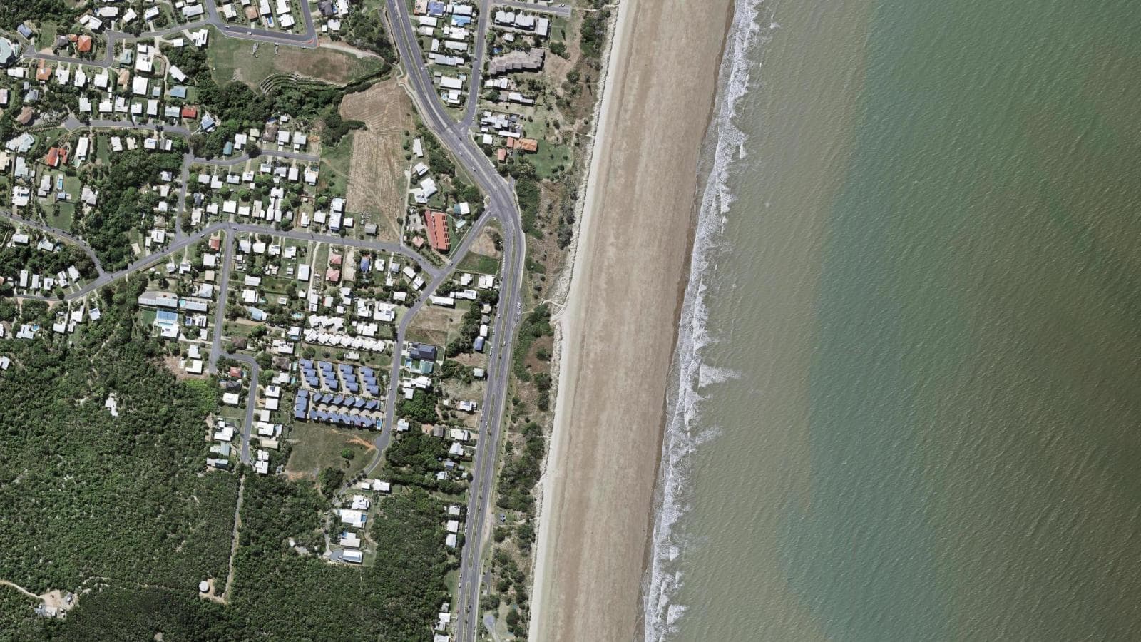 Farnborough Beach, Capricorn Coast