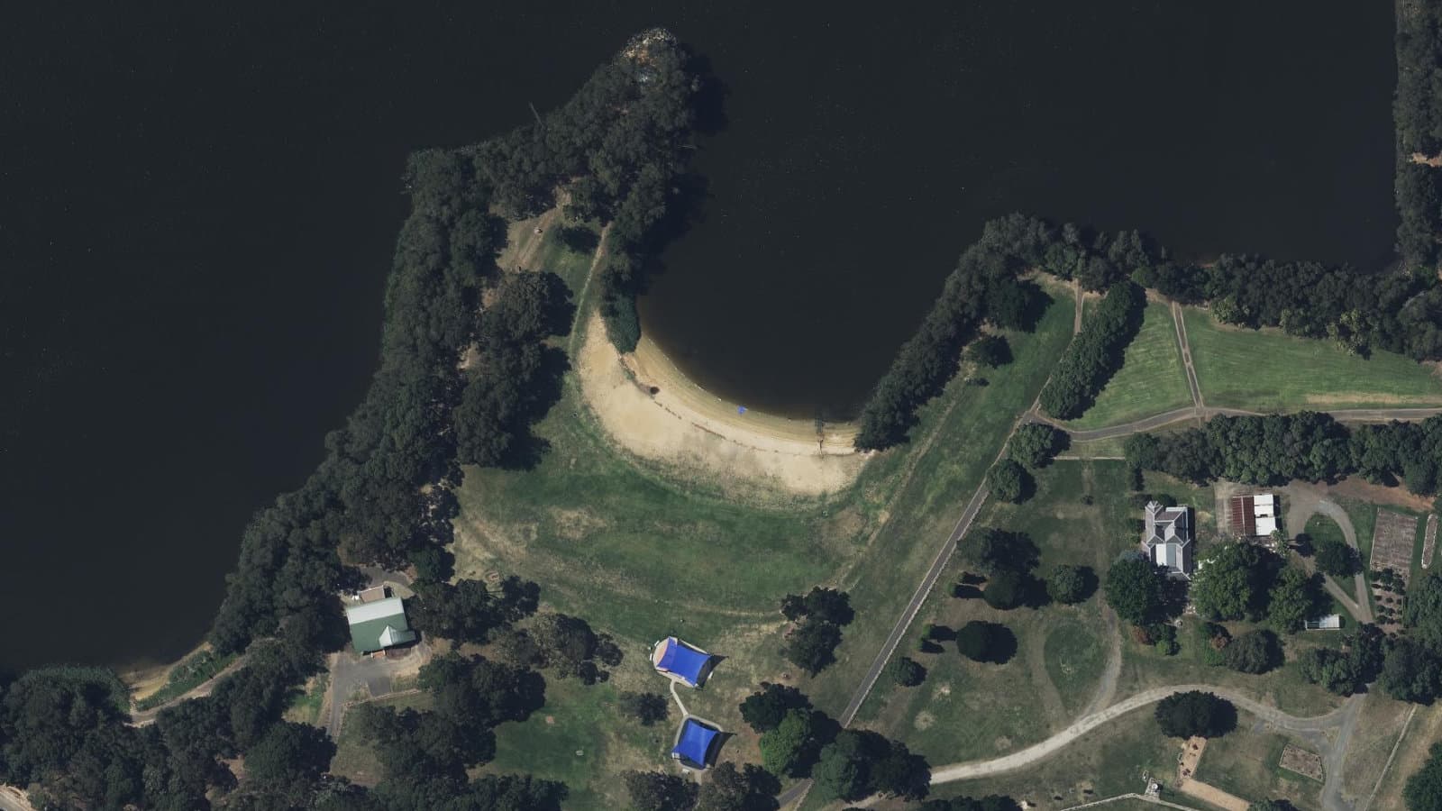 Grand Flaneur Beach, Inland NSW