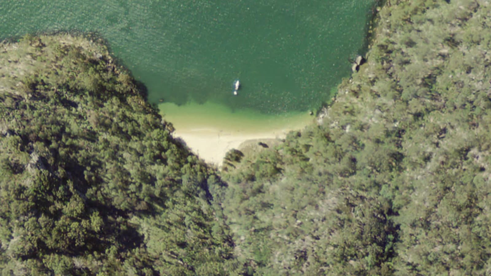 Hungry Beach, Sydney