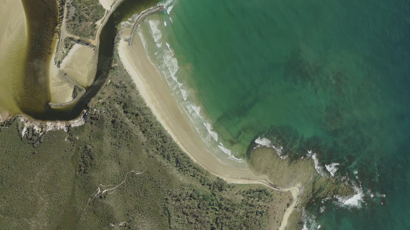 Jones Beach, Coffs Coast