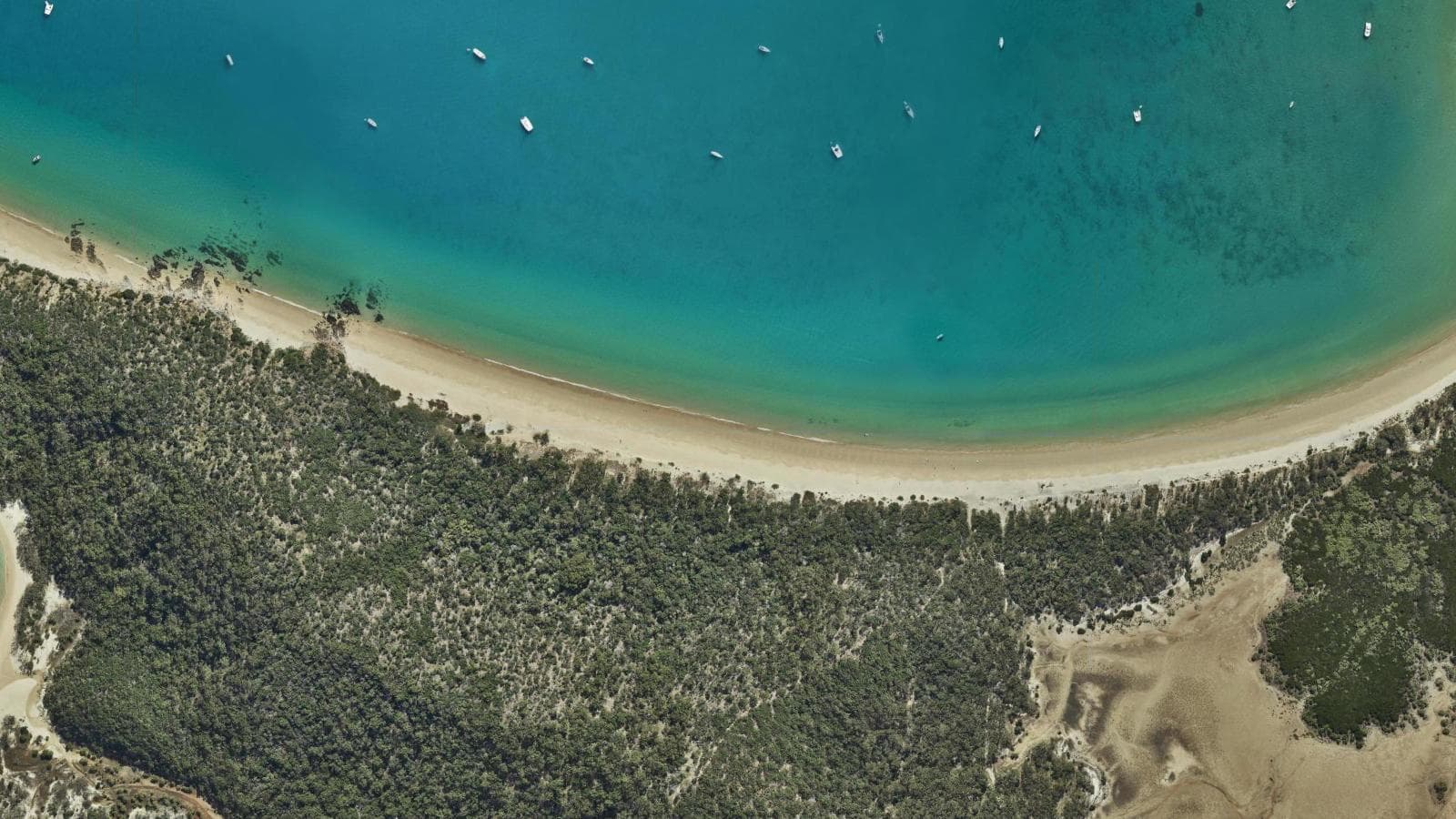 Leekes Beach, Capricorn Coast