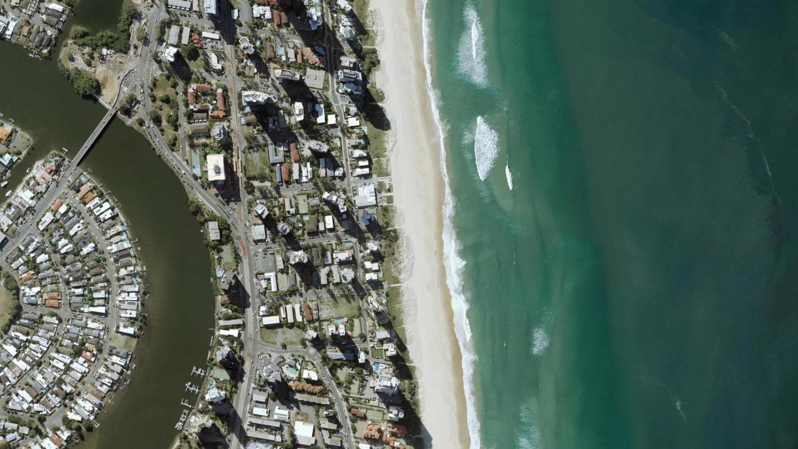 Northcliffe Beach, Gold Coast