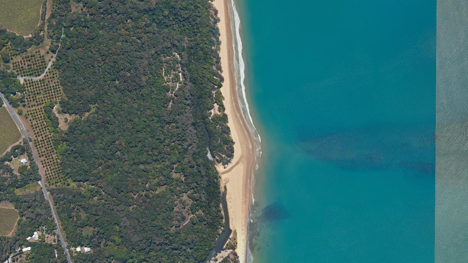 Oak Beach, Cairns & Tropical North