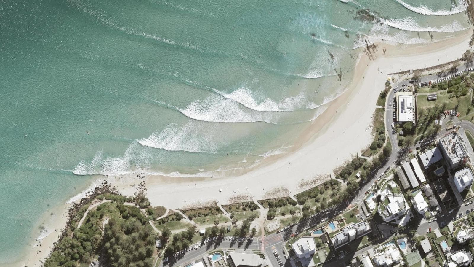 Rainbow Bay Beach, Gold Coast