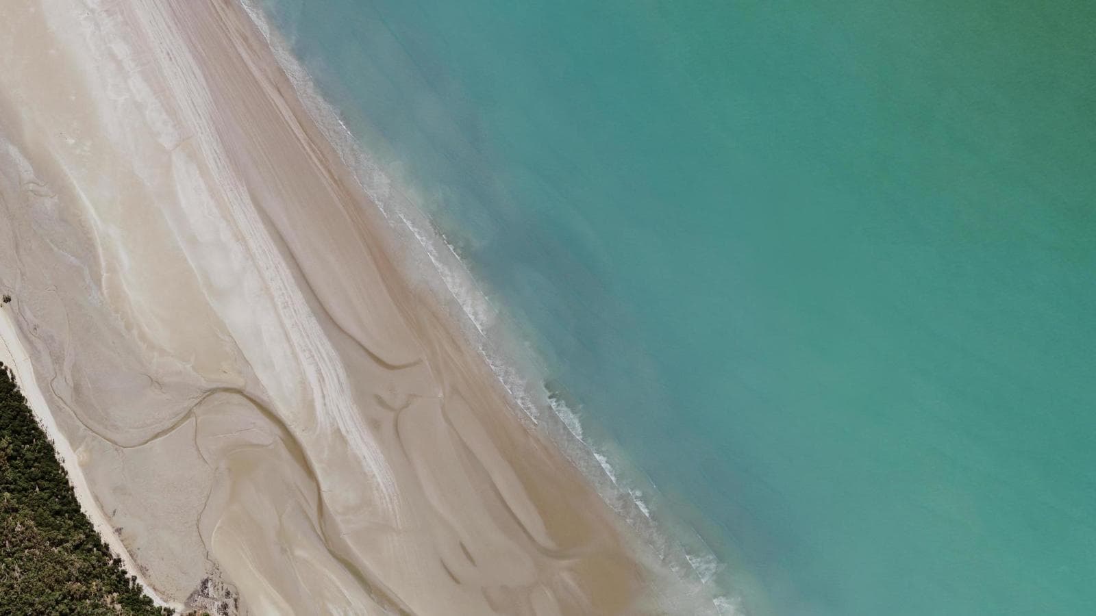 Sand Bank Bay (10), Mackay & Whitsundays